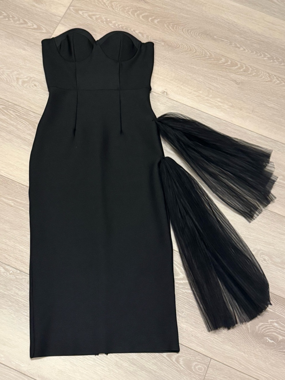 Bella Barnett Classic Strapless Black Midi Dress NWT - Picture 2 of 11
